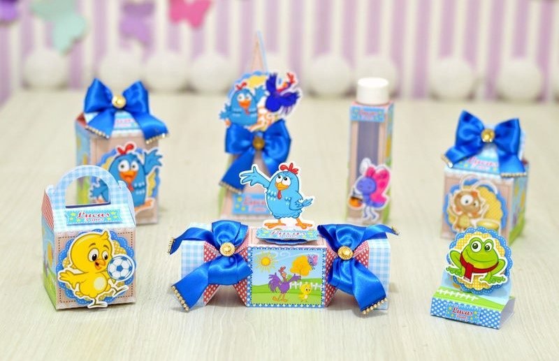 GALINHA PINTADINHA - Arquivos de Corte / Festa Pronta