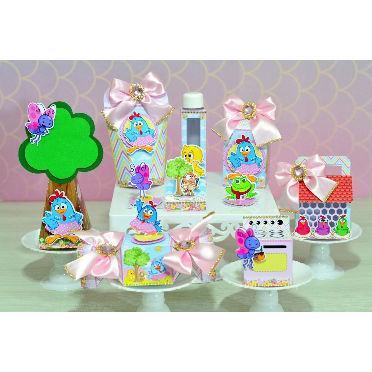 GALINHA PINTADINHA - Arquivos de Corte / Festa Pronta