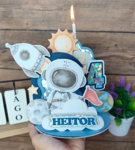 TOPO DE BOLO 3D VELA ASTRONAUTA - Topos de bolo