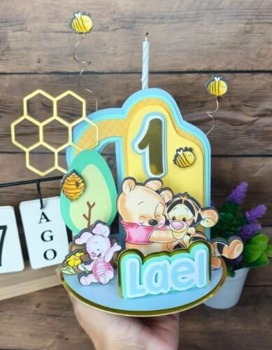 TOPO DE BOLO 3D VELA URSINHO POOH - Topos de bolo